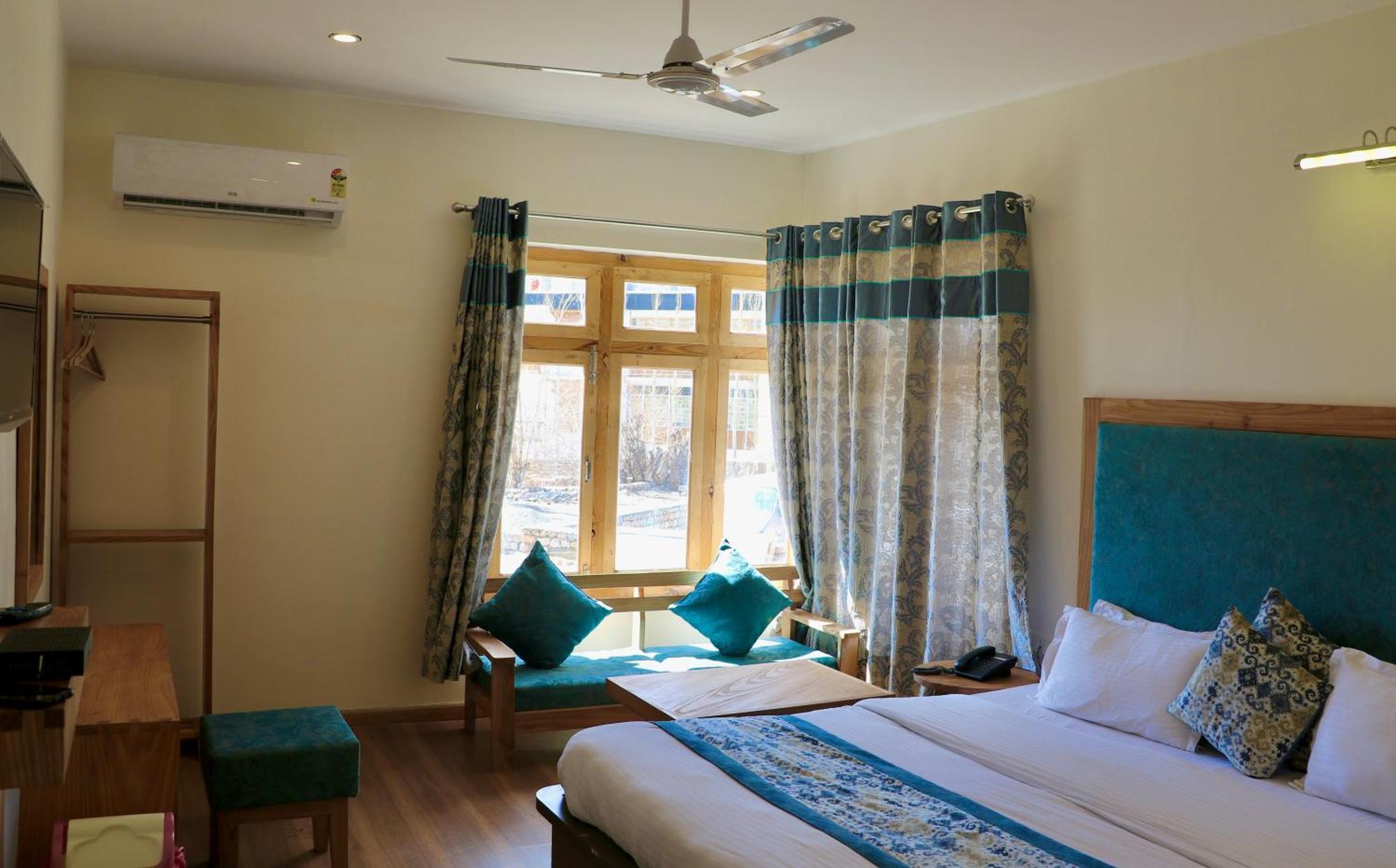 Hotel Palam Hills Leh Ngoại thất bức ảnh