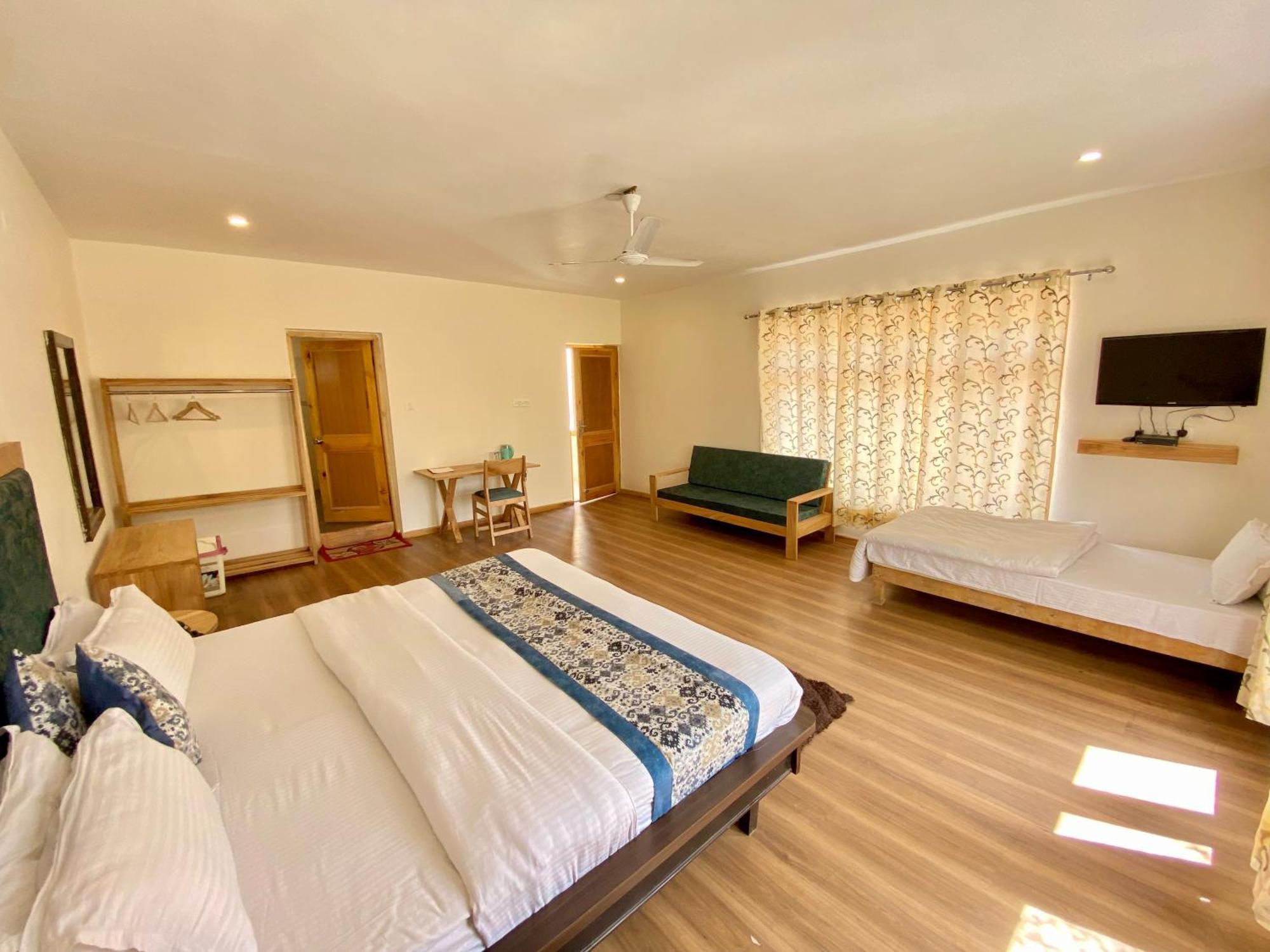Hotel Palam Hills Leh Ngoại thất bức ảnh